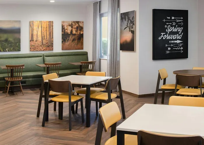 Fairfield By Marriott & Old Town Hotel Scottsdale