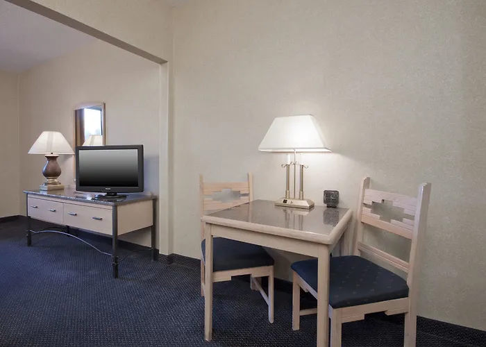 Hotel Fairfield By Marriott & Old Town 2*